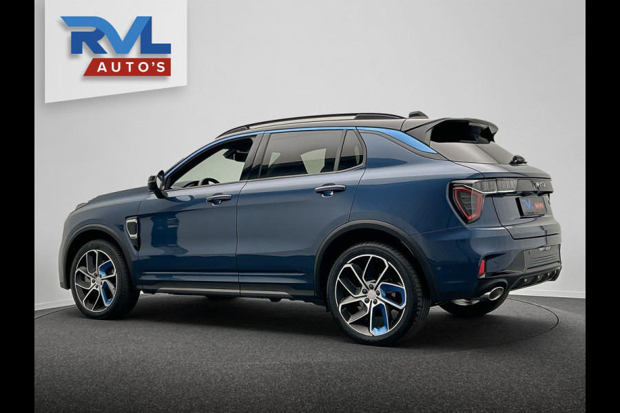 Lynk & Co 01 1.5 261PK Plug-in Hybrid ZWARTE HEMEL 360° Camera Pano/dak Apple/Carplay Adaptive/Cruise