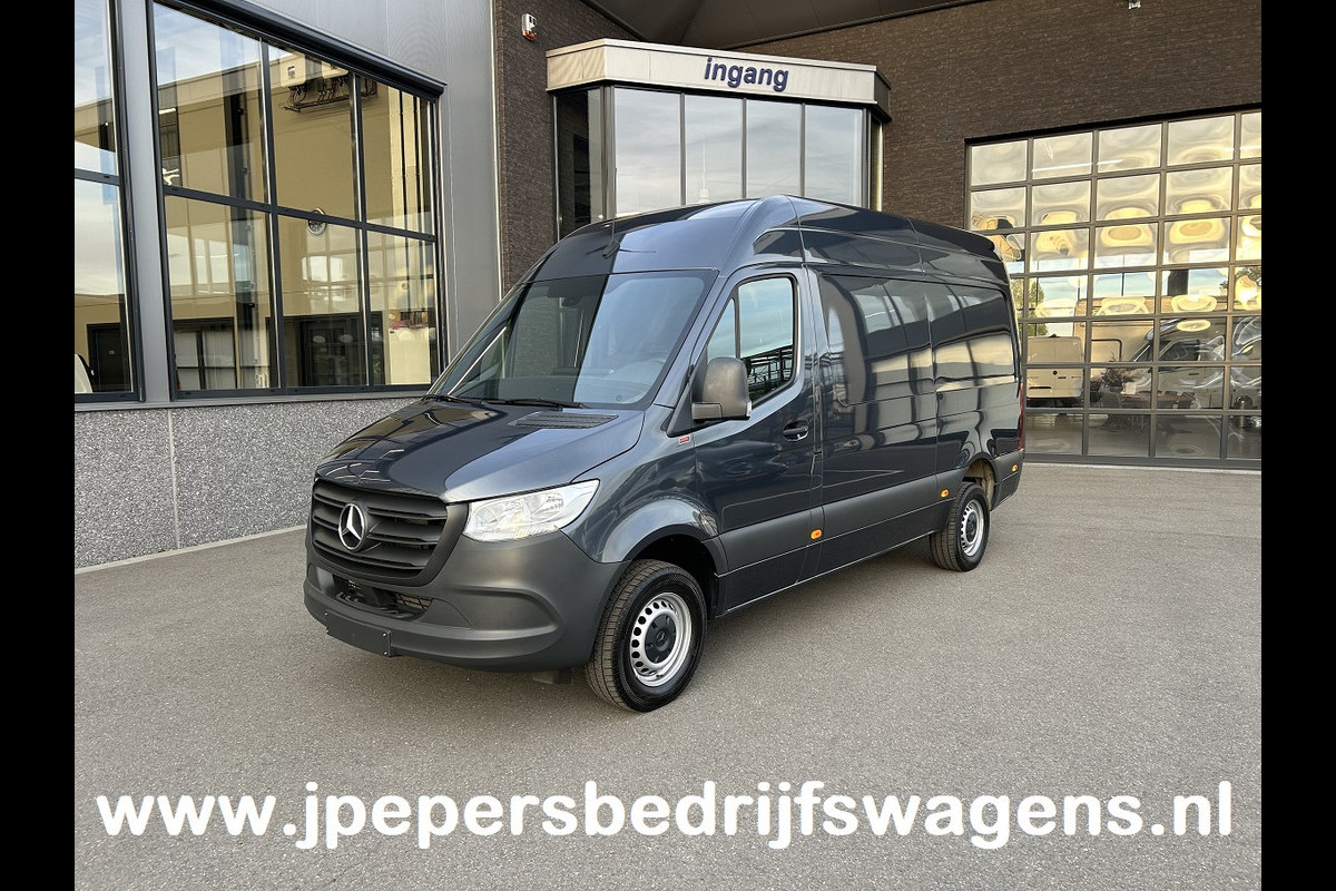Mercedes-Benz Sprinter 317 CDI L2 H2 MBUX / Camera / Carplay navigatie / Airco