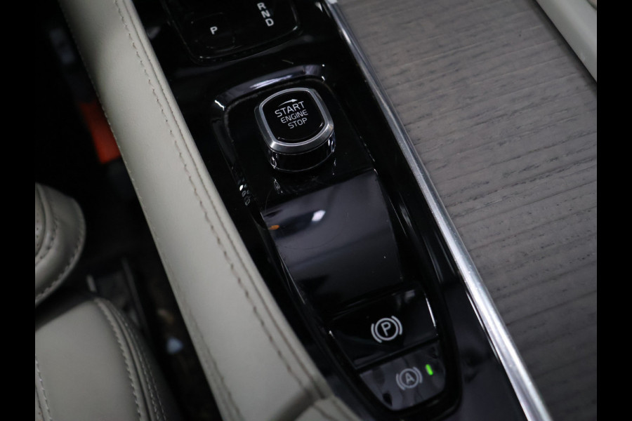 Volvo XC90 2.0 T8 Recharge AWD Inscription Exclusive [7-ZITS, LUCHTVERING FOUR-C, SCHUIFKANTELDAK, TREKHAAK INKLAPBAAR, MEMORY SEATS, APPLE CARPLAY, ANDROID, HARMAN/KARDON, HEAD-UP, 360 CAMERA, STUURVERWARMING, STOELVERWARMING, STOELVENTILATIE,