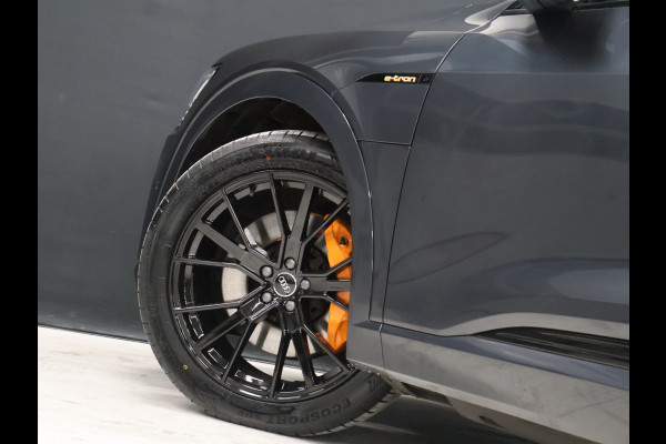 Audi e-tron 55 quattro edition Sport 95 kWh [TREKHAAK AFNEEMBAAR, CAMERA, PDC V+A, LEDVERLICHTING, CRUISE CONTROL, BLUETOOTH, ELEKTRISCHE ACHTERKLEP, CLIMATE CONTROL, NIEUWSTAAT]