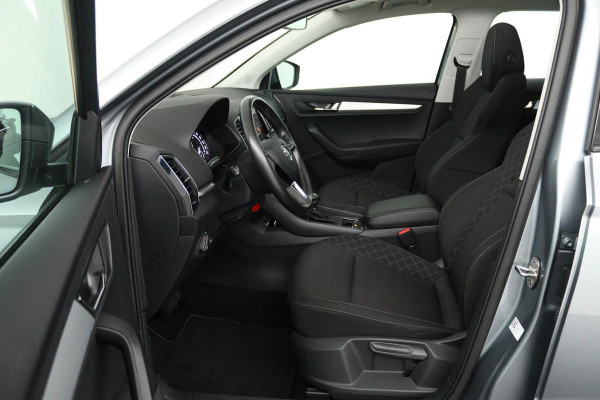 Škoda Karoq 1.0 TSI Ambition Business (PANORAMADAK, TREKHAAK, NAVIGATIE CARPLAY, AUTOMAAT)