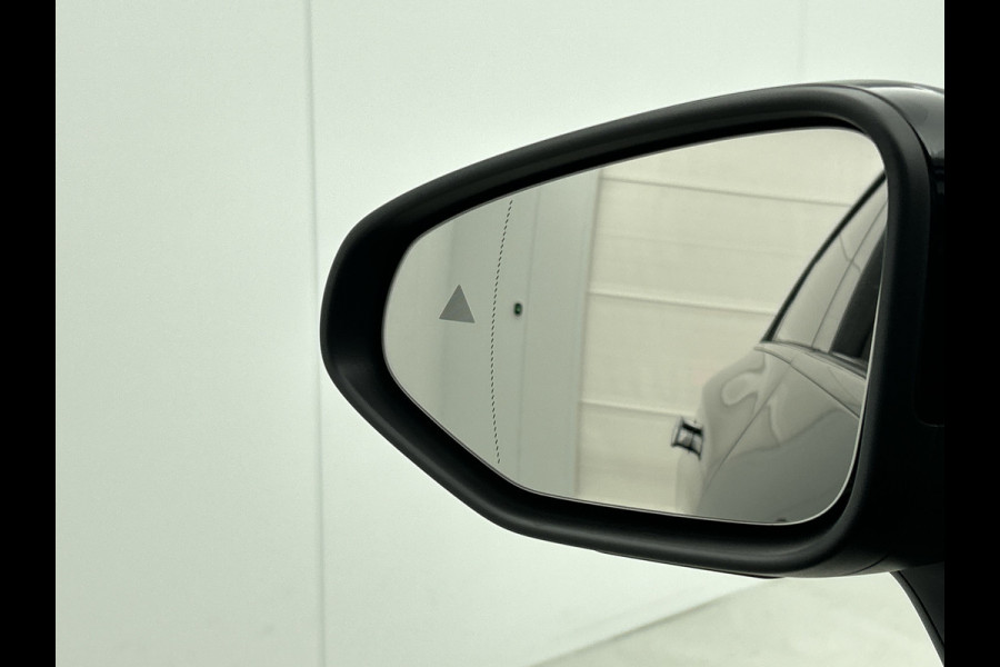 Mercedes-Benz CLA-Klasse 250+ Launch Edition 85 kWh | Panoramadak | Adaptieve cruisecontrol | Warmtepomp | Memorypakket voorstoelen | GUARD 360° vehicle protection | Nightpakket | 19 inch AMG velgen |