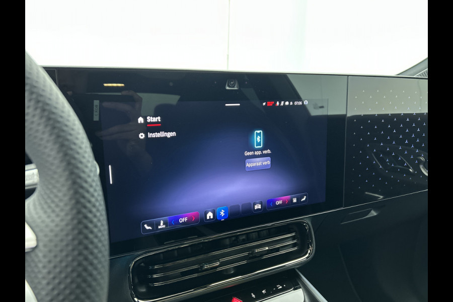 Mercedes-Benz CLA-Klasse 250+ Launch Edition 85 kWh | Panoramadak | Adaptieve cruisecontrol | Warmtepomp | Memorypakket voorstoelen | GUARD 360° vehicle protection | Nightpakket | 19 inch AMG velgen |