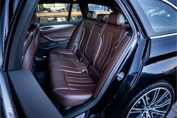 BMW 5 Serie Touring 520i High Executive - M Sport | Panorama | Memory | HUD | Virtual