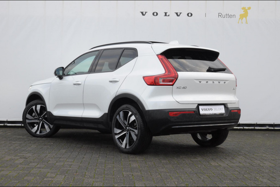 Volvo XC40 211PK Automaat B4 Ultimate Dark / Adaptieve cruise control / BLIS / Pixel LED / 20” velgen / Leder interieur / Stoel en stuurwielverwarming / 360 camera / Elektrische stoelen / Panoramadak