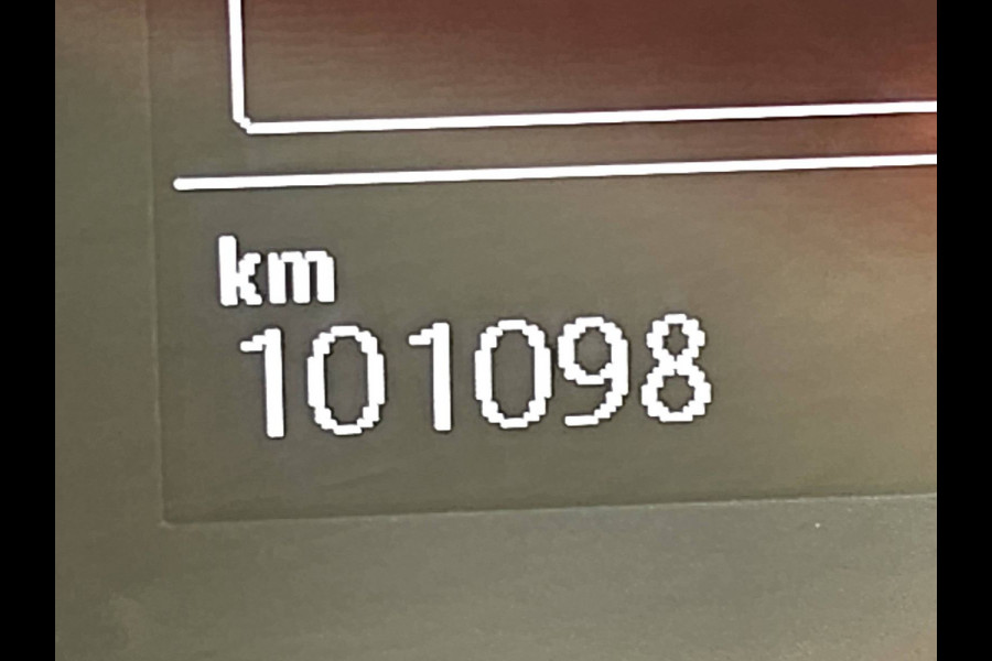 Volkswagen Crafter 35 2.0 TDI L3H3 140Pk Airco Automaat Trekhaak Camera Euro6 CarPlay!