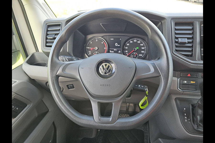 Volkswagen Crafter 35 2.0 TDI L3H3 140Pk Airco Automaat Trekhaak Camera Euro6 CarPlay!