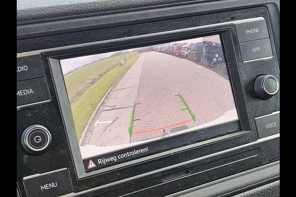 Volkswagen Crafter 35 2.0 TDI L3H3 140Pk Airco Automaat Trekhaak Camera Euro6 CarPlay!