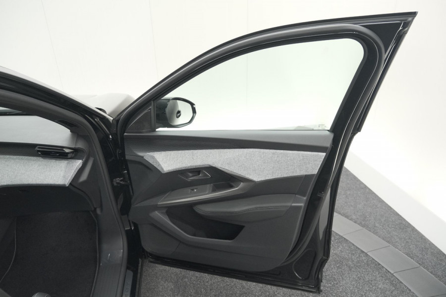 Peugeot 3008 Hybrid 145 e-DCS6 GT | Elektrische Kofferklep | Camera | Adaptieve Cruise Control | Apple CarPlay