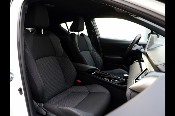 Toyota C-HR 2.0 Hybrid Style | Bi-Tone | Full Led | Trekhaak afn.
