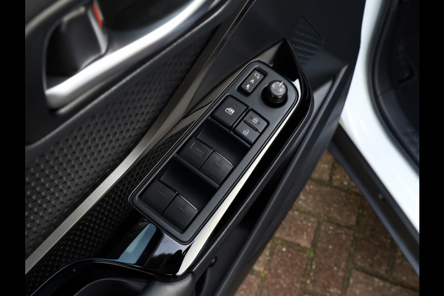 Toyota C-HR 2.0 Hybrid Style | Bi-Tone | Full Led | Trekhaak afn.