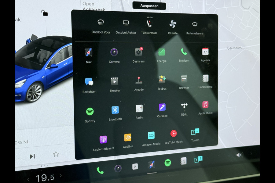 Tesla Model 3 Long Range AWD 75kWh SOH 88% 463PK Lmv 19" Ivoor Premium Audio AutoPilot Panoramadak Camera's Leer Adaptive-Cruise-Control+Stop& 4WD Stoel en achterbank verwarming Elektr.Stoelen+Memory+Easy-Entry WiFi Origineel Nederlandse Auto Garantie op Accu/Motor tot 20-12-2027/192.000km