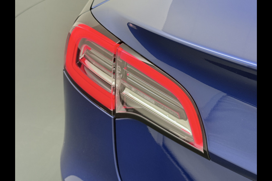 Tesla Model 3 Long Range AWD 75kWh SOH 88% 463PK Lmv 19" Ivoor Premium Audio AutoPilot Panoramadak Camera's Leer Adaptive-Cruise-Control+Stop& 4WD Stoel en achterbank verwarming Elektr.Stoelen+Memory+Easy-Entry WiFi Origineel Nederlandse Auto Garantie op Accu/Motor tot 20-12-2027/192.000km