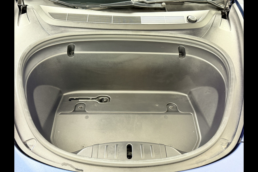 Tesla Model 3 Long Range AWD 75kWh SOH 88% 463PK Lmv 19" Ivoor Premium Audio AutoPilot Panoramadak Camera's Leer Adaptive-Cruise-Control+Stop& 4WD Stoel en achterbank verwarming Elektr.Stoelen+Memory+Easy-Entry WiFi Origineel Nederlandse Auto Garantie op Accu/Motor tot 20-12-2027/192.000km