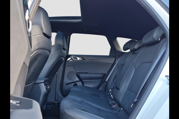 Kia Ceed Sportswagon 1.5 T-GDi GT-Line | Pano | Stoelverwarming | LED | Climate | Elek. Achterklep |