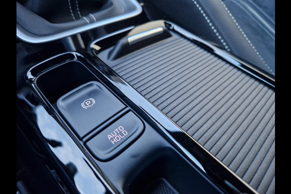 Kia Ceed Sportswagon 1.5 T-GDi GT-Line | Pano | Stoelverwarming | LED | Climate | Elek. Achterklep |