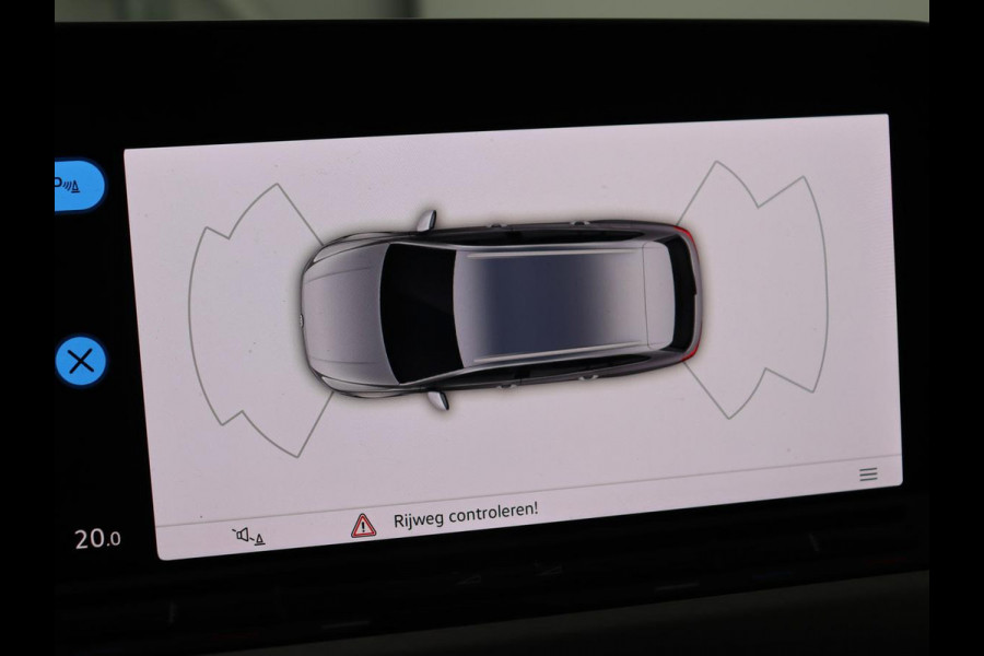 Volkswagen Golf 1.0 eTSI Life | Trekhaak | Full LED | Carplay | Navigatie | Adaptive cruise | Parkeerhulp | Digital Cockpit | Sfeerverlichting | Climate control
