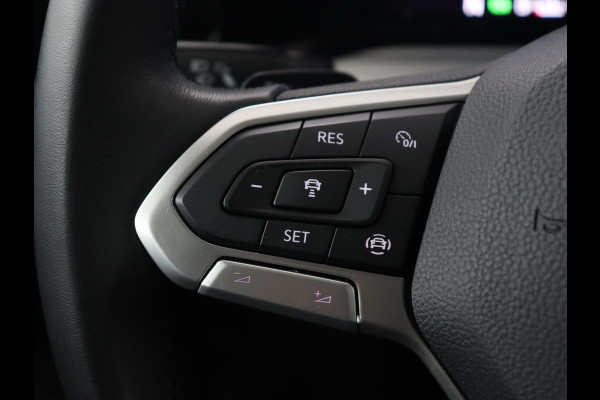 Volkswagen Golf 1.0 eTSI Life | Trekhaak | Full LED | Carplay | Navigatie | Adaptive cruise | Parkeerhulp | Digital Cockpit | Sfeerverlichting | Climate control