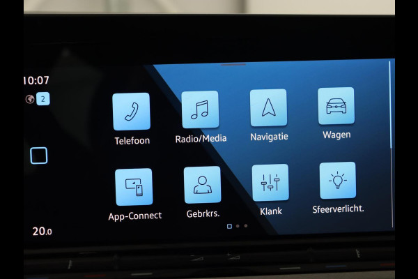 Volkswagen Golf 1.0 eTSI Life | Trekhaak | Full LED | Carplay | Navigatie | Adaptive cruise | Parkeerhulp | Digital Cockpit | Sfeerverlichting | Climate control