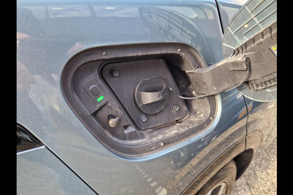 Kia Sportage 1.6 T-GDi Plug-in Hybrid AWD DynamicPlusLine | Pano | Dodehoek | LED | Stoelverwarming | Key-Less |