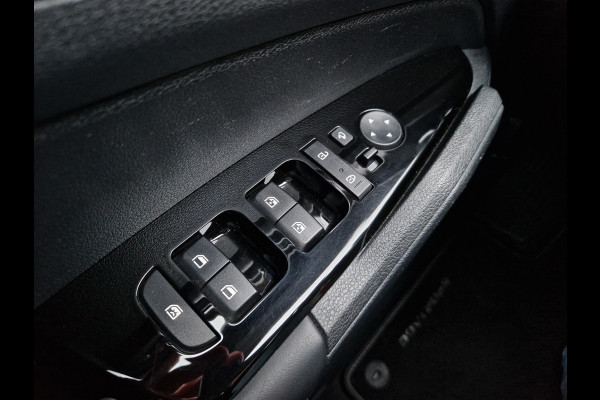 Kia Sportage 1.6 T-GDi Hybrid DynamicLine EERSTE EIGENAAR - TREKHAAK - DEALER ONDERHOUDEN