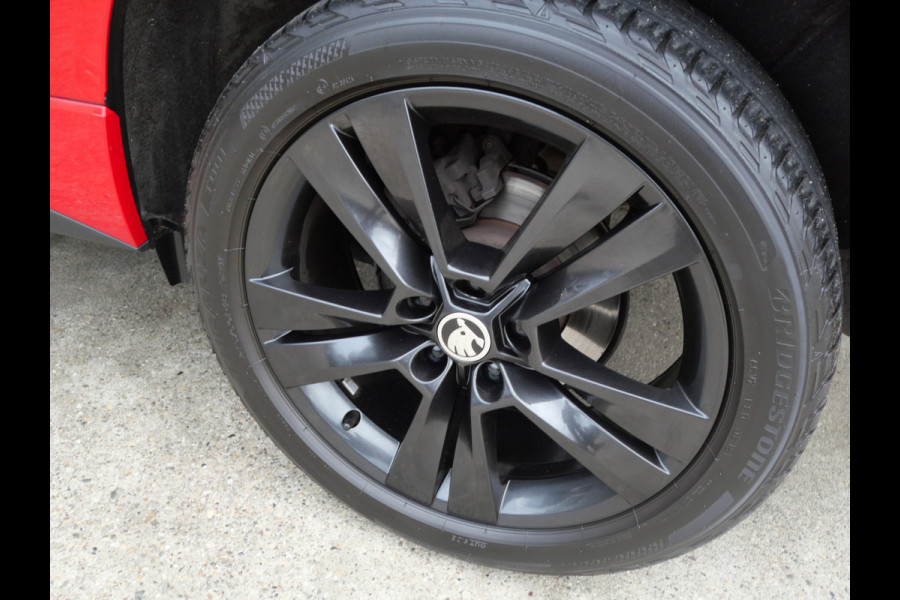 Škoda Karoq 1.5 TSI ACT SPORTLINE | AUTOMAAT | A.C.C | VIRTUAL | TREKHAAK | 1e EIG | DEALER O-H!!