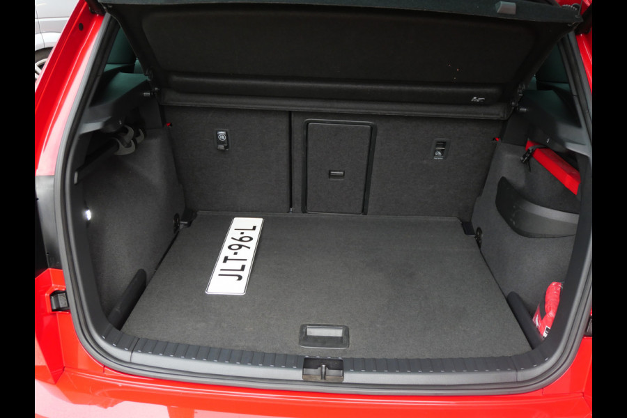 Škoda Karoq 1.5 TSI ACT SPORTLINE | AUTOMAAT | A.C.C | VIRTUAL | TREKHAAK | 1e EIG | DEALER O-H!!