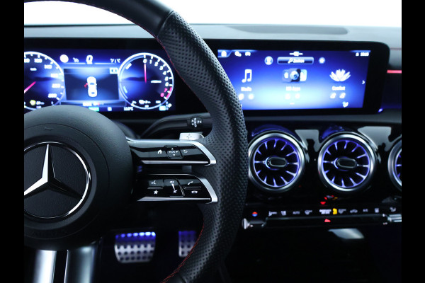 Mercedes-Benz CLA-Klasse 250 e AMG Plug-In Hybride AMG LIne | Night PAkket | 19 Inch AMG Velgen | Dodehoek Assist | Multibeam Koplampen | 11kW Laden. Inclusief 48 maanden MB Certified garantie voor Europa.