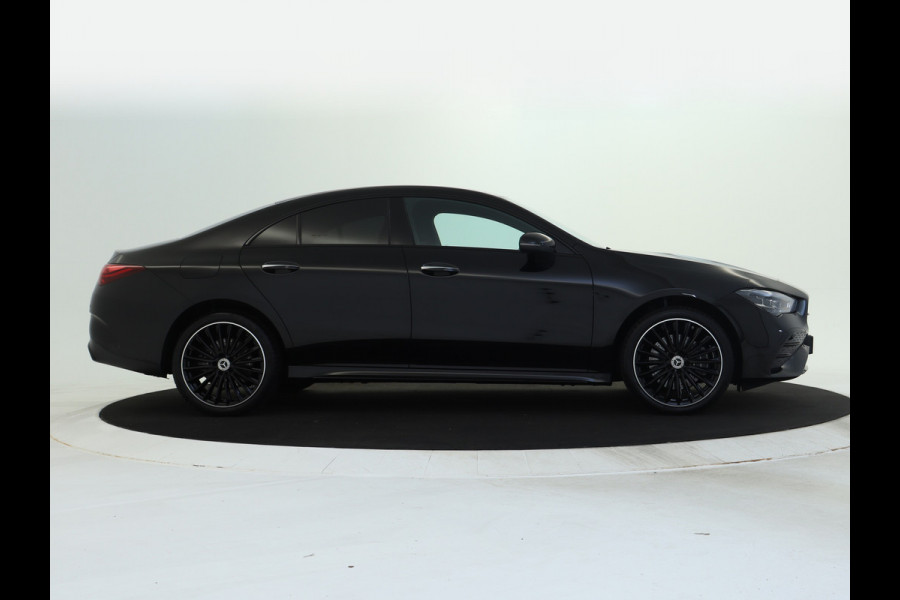 Mercedes-Benz CLA-Klasse 250 e AMG Plug-In Hybride AMG LIne | Night PAkket | 19 Inch AMG Velgen | Dodehoek Assist | Multibeam Koplampen | 11kW Laden. Inclusief 48 maanden MB Certified garantie voor Europa.