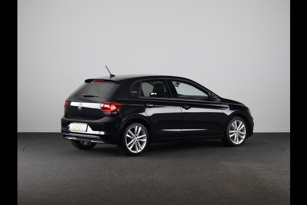 Volkswagen Polo 1.0 TSI Highline 95 pk | Navigatie | Parkeersensoren | Adaptieve cruise control | Apple Carplay/Android Auto |