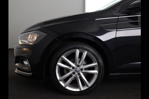 Volkswagen Polo 1.0 TSI Highline 95 pk | Navigatie | Parkeersensoren | Adaptieve cruise control | Apple Carplay/Android Auto |