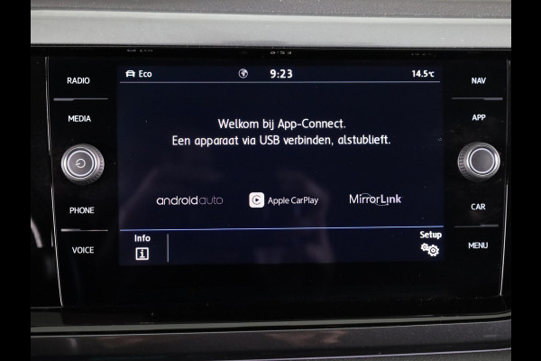 Volkswagen Polo 1.0 TSI Highline 95 pk | Navigatie | Parkeersensoren | Adaptieve cruise control | Apple Carplay/Android Auto |