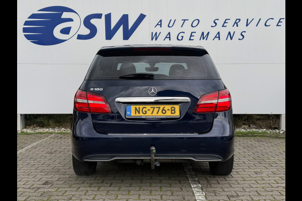Mercedes-Benz B-Klasse 180 Lease Edition Plus | Trekhaak | Pano | Navi | Camera | PDC | LED