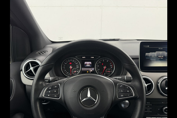Mercedes-Benz B-Klasse 180 Lease Edition Plus | Trekhaak | Pano | Navi | Camera | PDC | LED