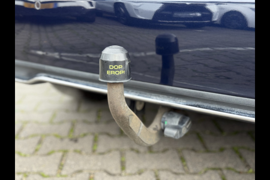 Mercedes-Benz B-Klasse 180 Lease Edition Plus | Trekhaak | Pano | Navi | Camera | PDC | LED