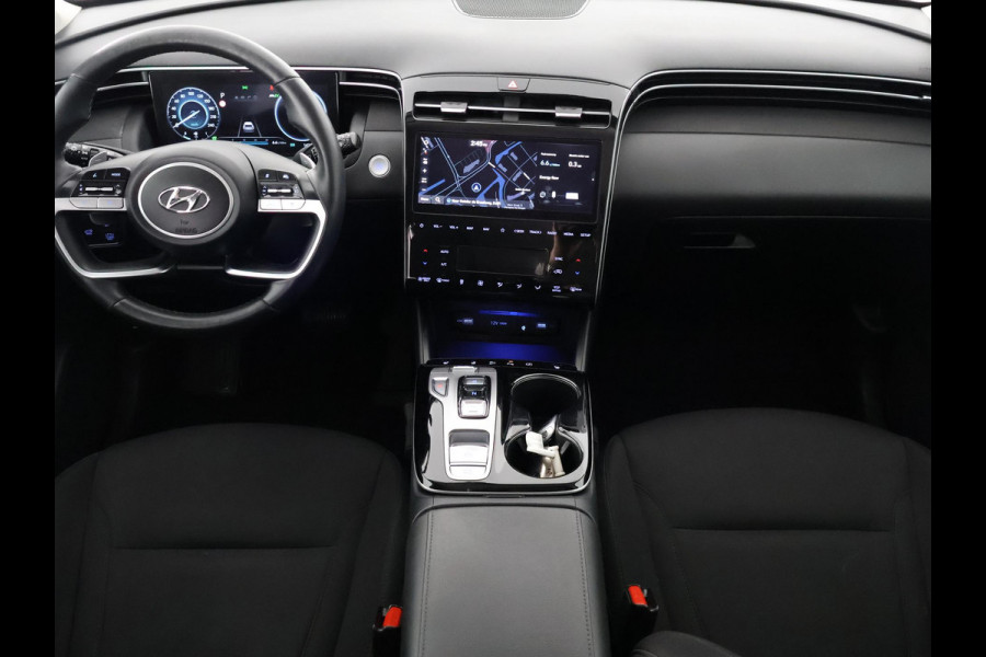 Hyundai Tucson 1.6 T-GDI HEV Comfort Smart | Navigatie | Stuur-& Stoelverwarming | 1e eigenaar | Camera |