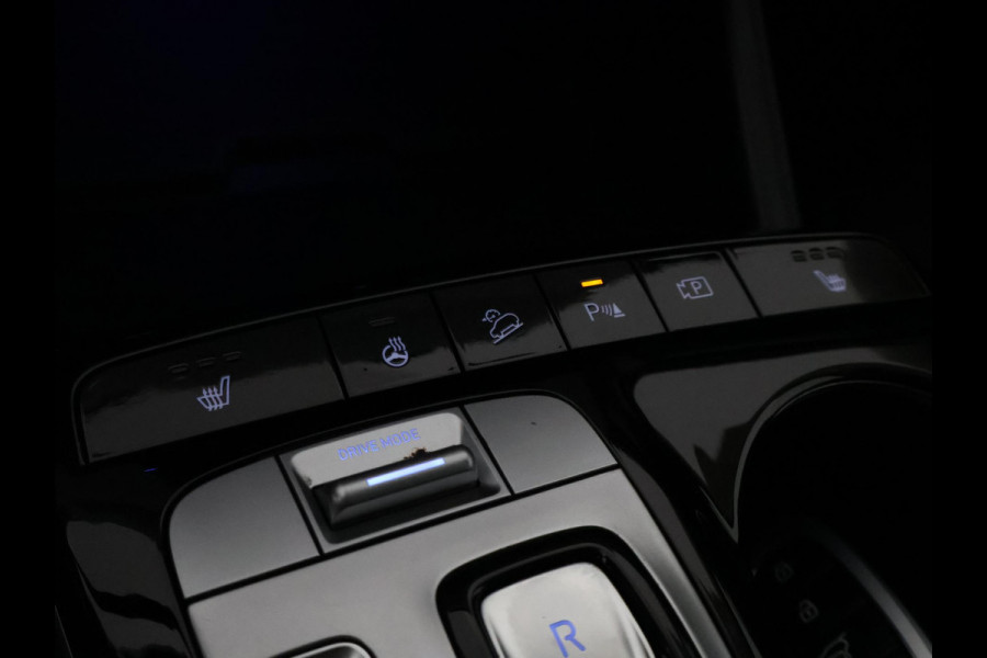 Hyundai Tucson 1.6 T-GDI HEV Comfort Smart | Navigatie | Stuur-& Stoelverwarming | 1e eigenaar | Camera |