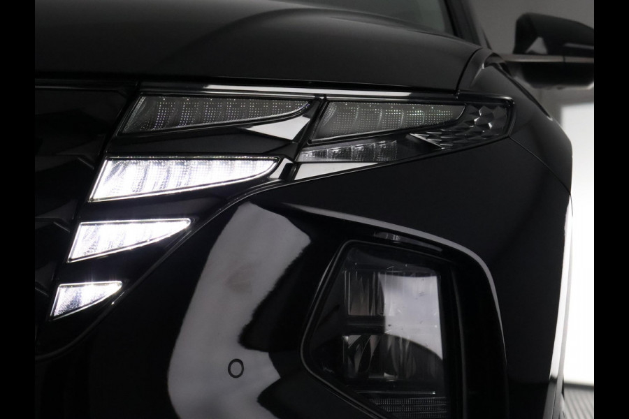 Hyundai Tucson 1.6 T-GDI HEV Comfort Smart | Navigatie | Stuur-& Stoelverwarming | 1e eigenaar | Camera |