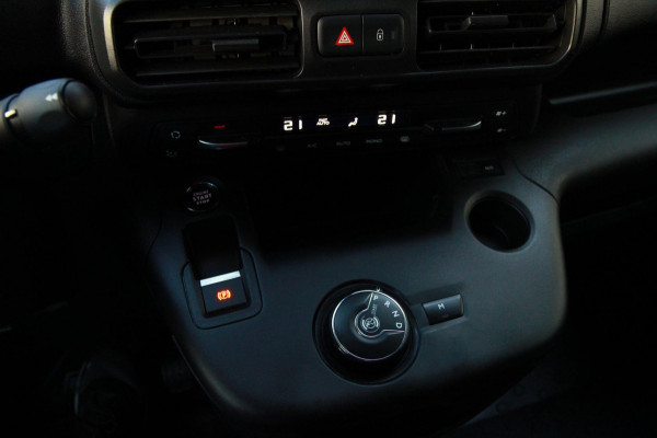 Peugeot Partner 1.5 BlueHDI Premium Automaat / Multi stuur / BOM VOL opties !!