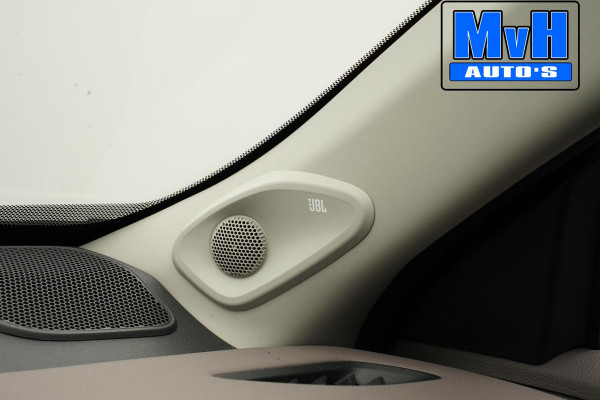 Toyota Yaris Cross 1.5 Hybrid Executive|PANO|JBL|LEER|TREKHAAK