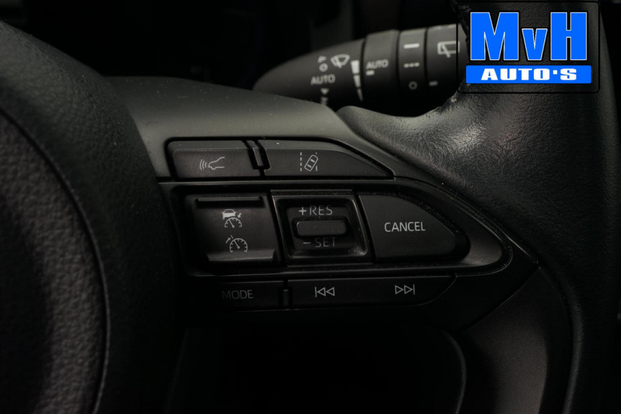 Toyota Yaris Cross 1.5 Hybrid Executive|PANO|JBL|LEER|TREKHAAK