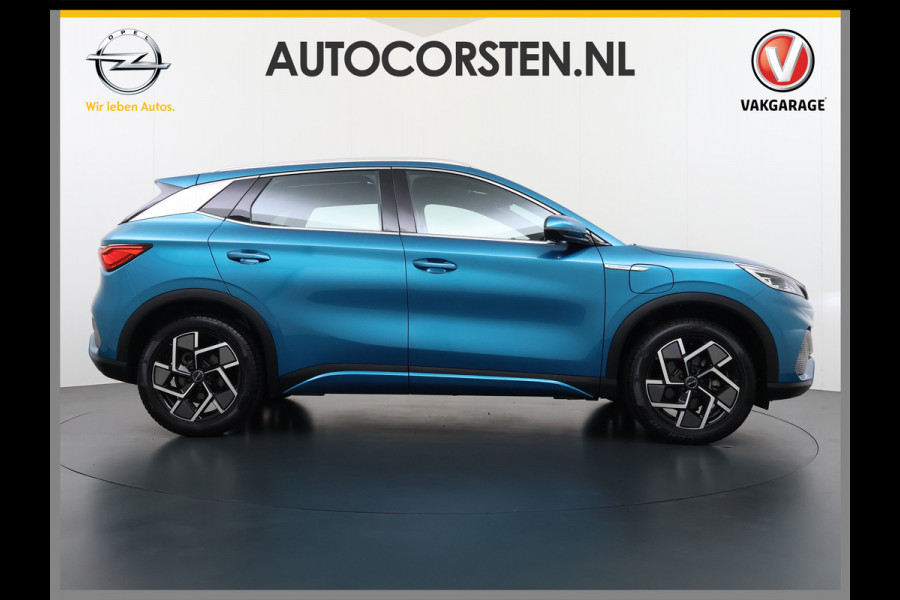 BYD ATTO 3 62kWh 204pk Design SOH 94% Pano-dak Leer+Elektr.Verst. Warmtepomp Adaptieve Cruise 360°Camera Apple Carplay Android Auto Elektr. Verkeersbord detectie WiFi DAB Led Rijstrooksensor Keyless Smartphone Entry Fabrieksgarantie tot 12-12-2030/150.000km Garantie. Op de LFP Accu tot 20-12-2030/200.000km €44.000,- Nieuw!