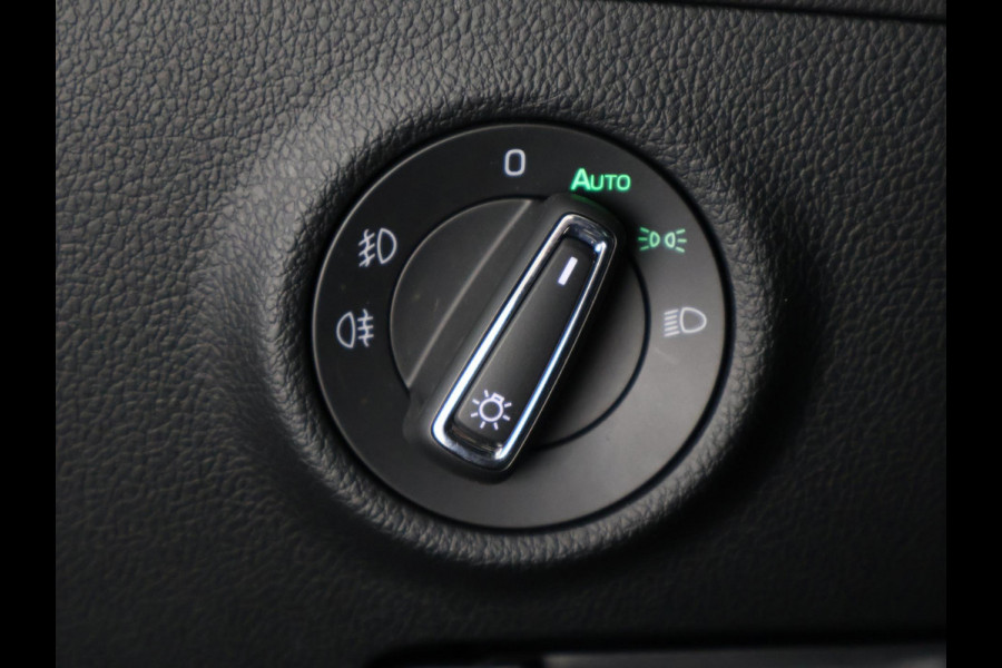 Škoda Superb Combi 1.5 TSI ACT Business Edition Automaat | Navigatie | Stoelverwarming | Camera |