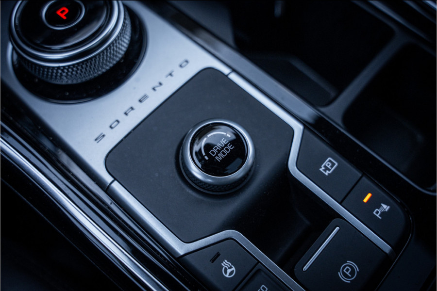 Kia Sorento 1.6 T-GDI Hybrid 2WD Executive Line 7p. ** Panodak ** Ventilatie