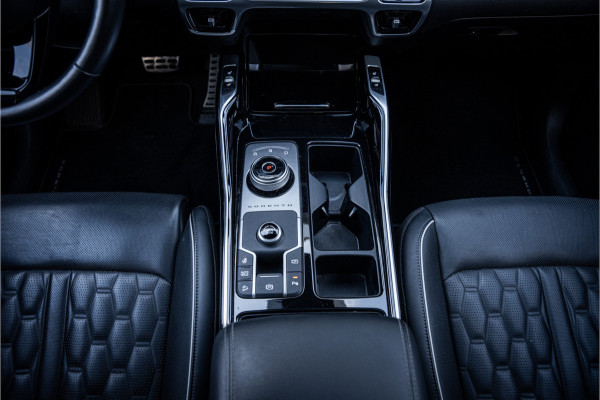 Kia Sorento 1.6 T-GDI Hybrid 2WD Executive Line 7p. ** Panodak ** Ventilatie