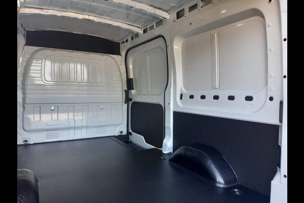 Ford E-Transit / Maxus e-Deliver 9 L2H2 72 kWh Airco Verwarmde stoelen Achteruitrijcamera