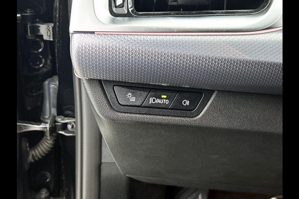 BMW X1 sDrive18i M-SPORT | PREMIUM | CARPLAY | CAMERA