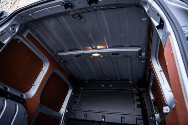 Volkswagen Caddy Cargo 2.0 TDI Economy Business ** Trekhaak ** Economy Business Plus Cruise control ** Climatic ** Vloer & Wand bekleding