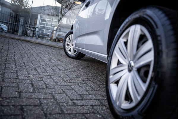 Volkswagen Caddy Cargo 2.0 TDI Economy Business ** Trekhaak ** Economy Business Plus Cruise control ** Climatic ** Vloer & Wand bekleding