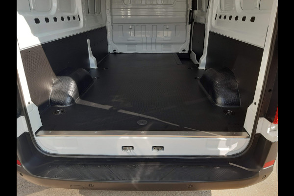 Maxus eDeliver 9 L3H3 72 kWh Airco  Achteruitrijcamera PDC